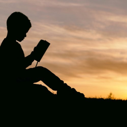 Wie man Kinder dazu ermutigt mehr zu lesen - Bookhoover®